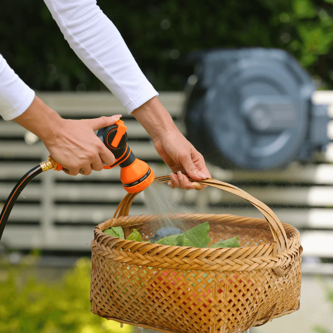 Retractable Garden Hose Reel-5/8 in-115ft - Image 9
